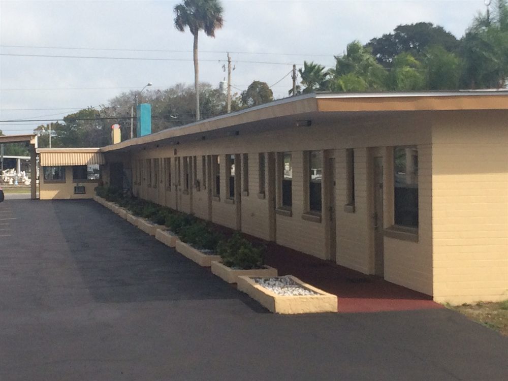 Sunshine Of Motel